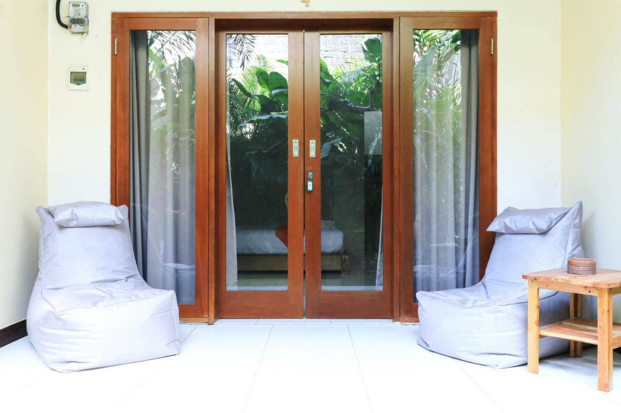 Kubu Kenak Guesthouse Seminyak Kültér fotó
