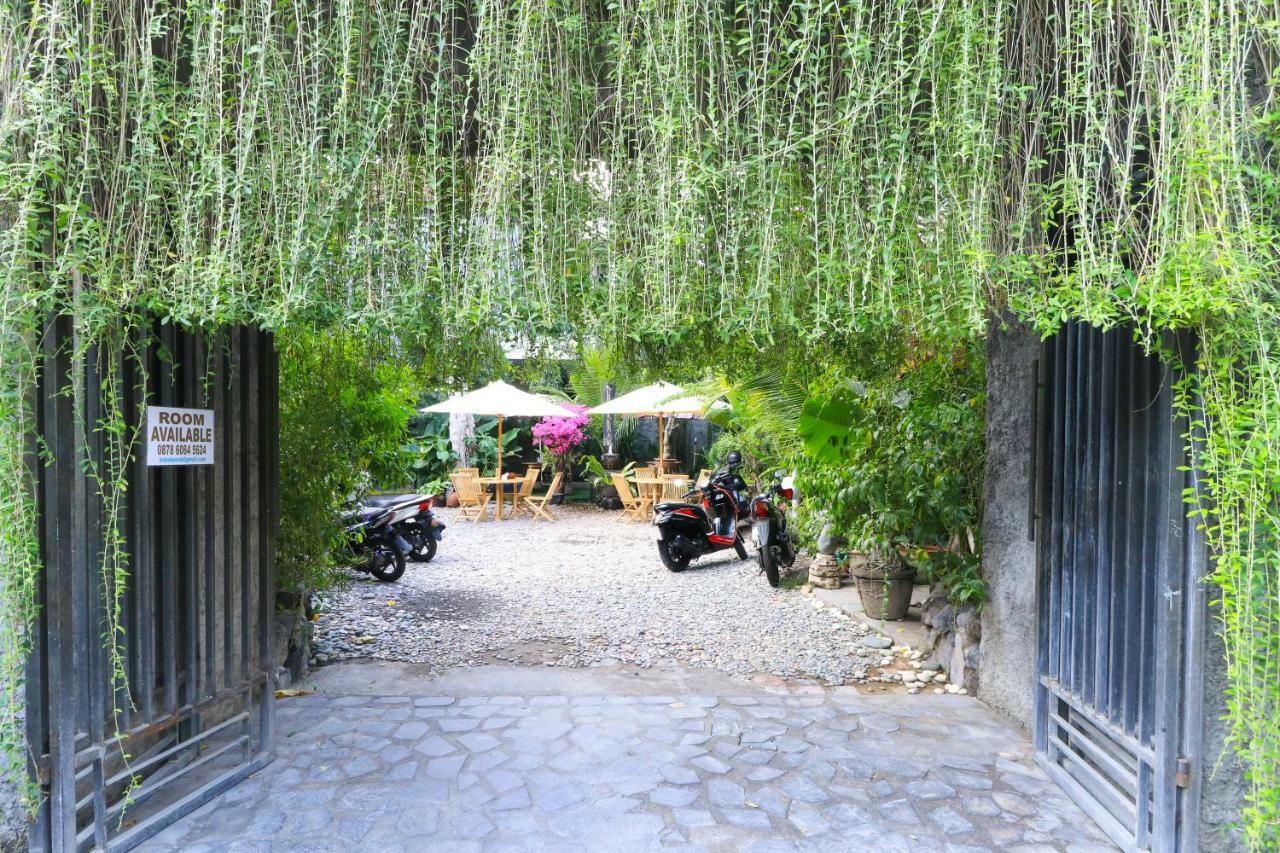 Kubu Kenak Guesthouse Seminyak Kültér fotó