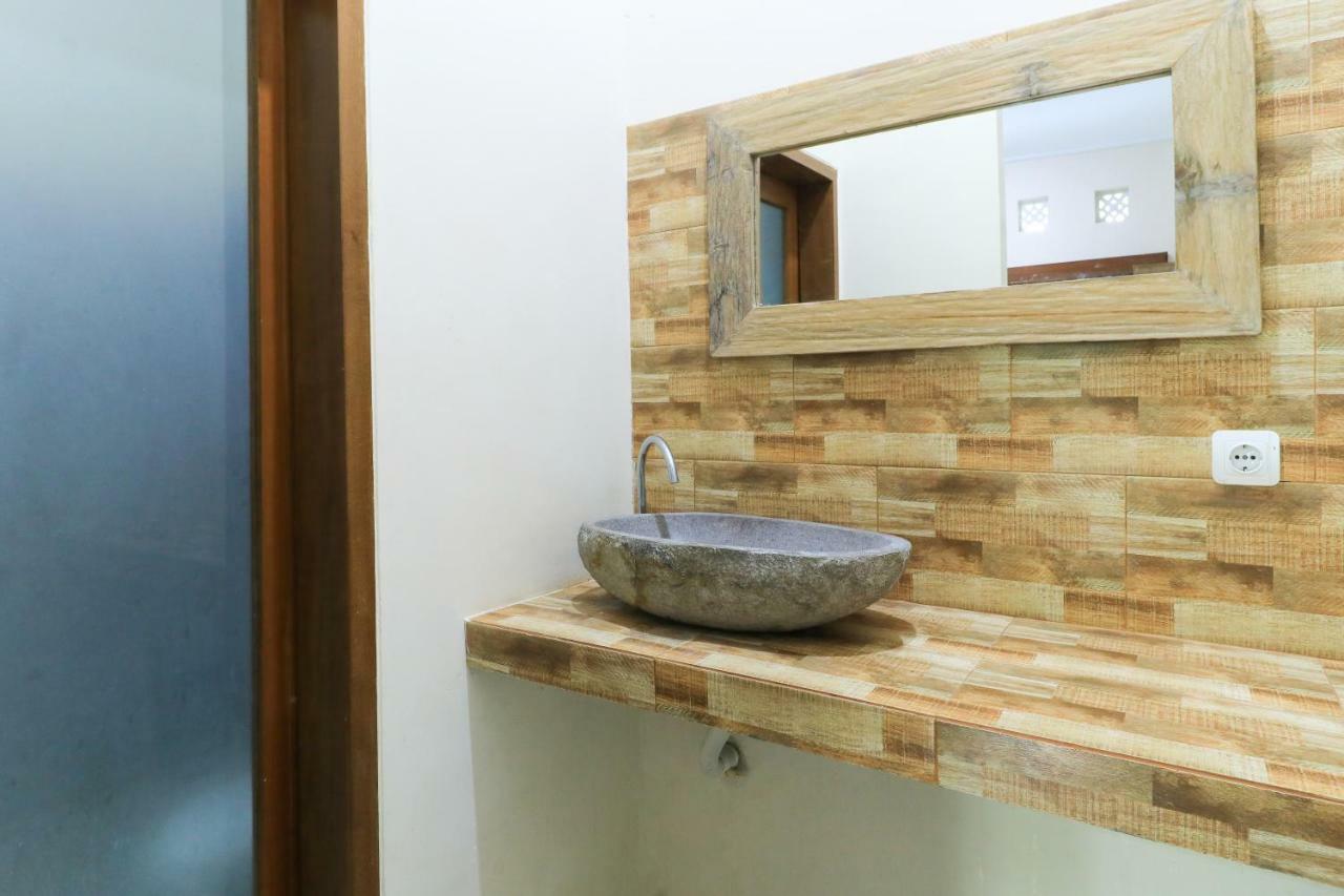 Kubu Kenak Guesthouse Seminyak Kültér fotó