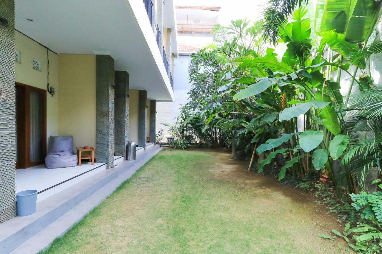Kubu Kenak Guesthouse Seminyak Kültér fotó