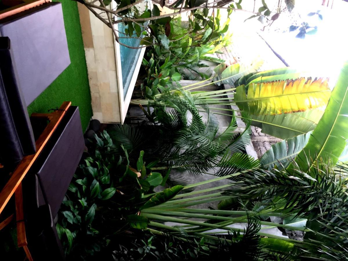 Kubu Kenak Guesthouse Seminyak Kültér fotó